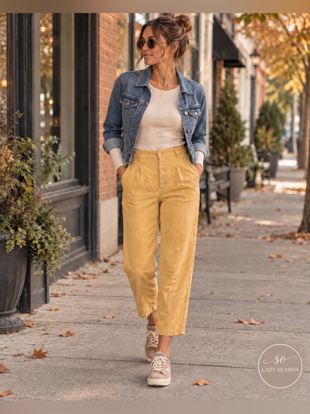 Urban Outfitters Yellow High Waisted Button Fly Straight Leg Pants Size 4